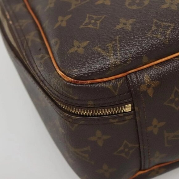 LOUIS VUITTON Monogram Excursion Hand Bag M41450 LV Auth 142138 - Picture 4 of 16
